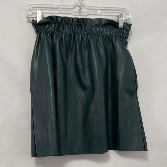 ZARA FAUX GREEN LEATHER SKIRT SIZE‎ S - Picture 3 of 7